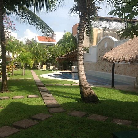Casa Pili Bed & Breakfast Плая дел Кармен Екстериор снимка