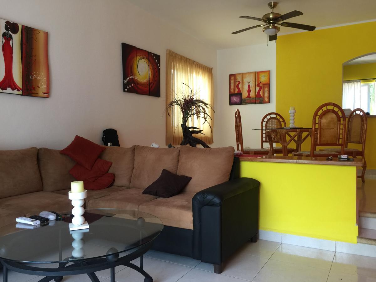Casa Pili Bed & Breakfast Плая дел Кармен Екстериор снимка
