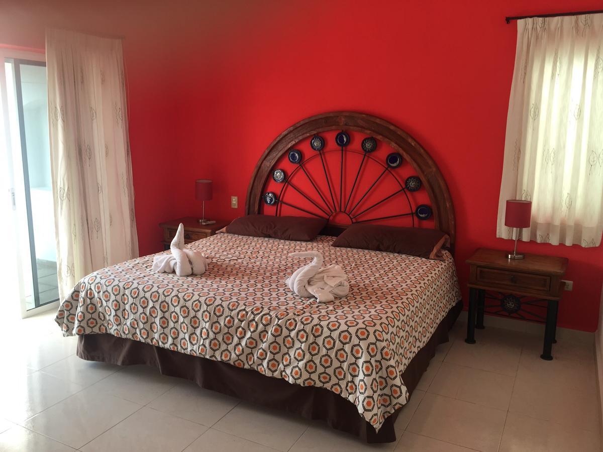 Casa Pili Bed & Breakfast Плая дел Кармен Екстериор снимка