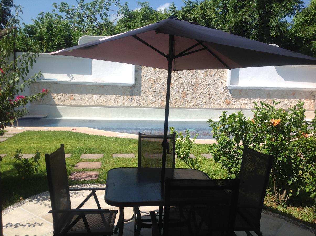 Casa Pili Bed & Breakfast Плая дел Кармен Екстериор снимка